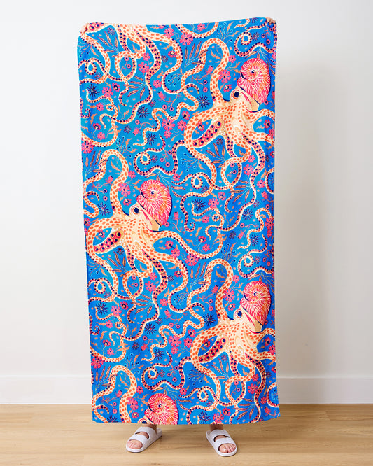 Octopus Isle - Beach Towel - Ocean Eyes - Printfresh